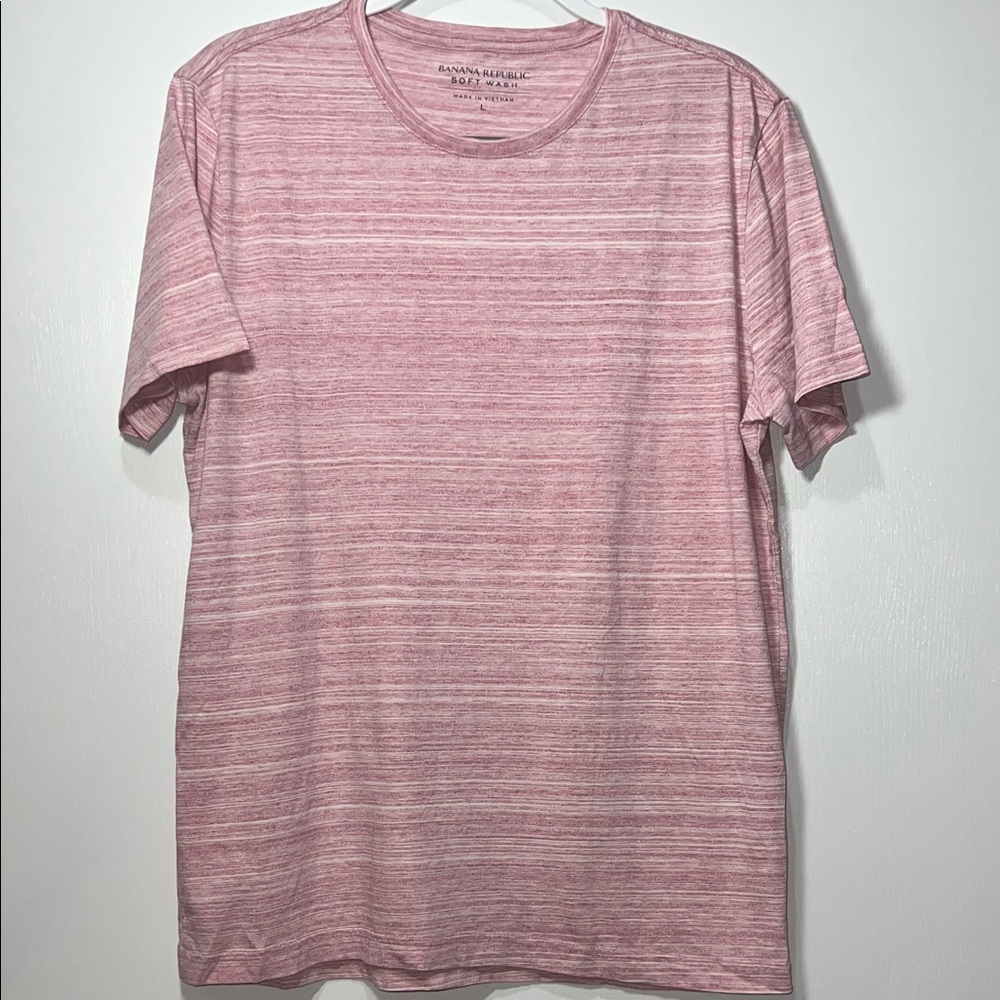 Banana Republic Men's Heather Red Soft Wash T-Shirt L